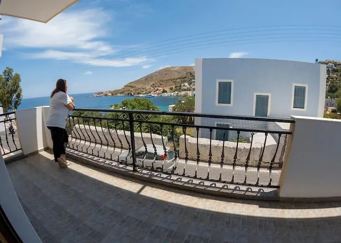 Smaragdi Leros 公寓