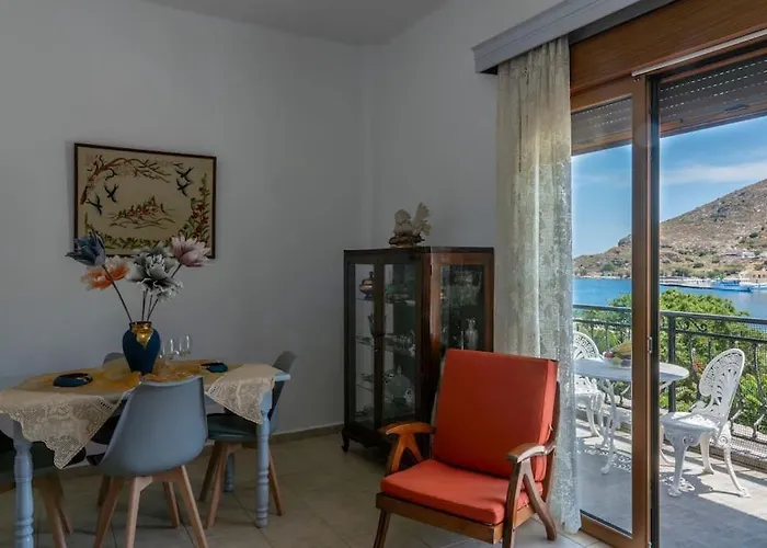 Smaragdi Leros Agia Marina (Leros)