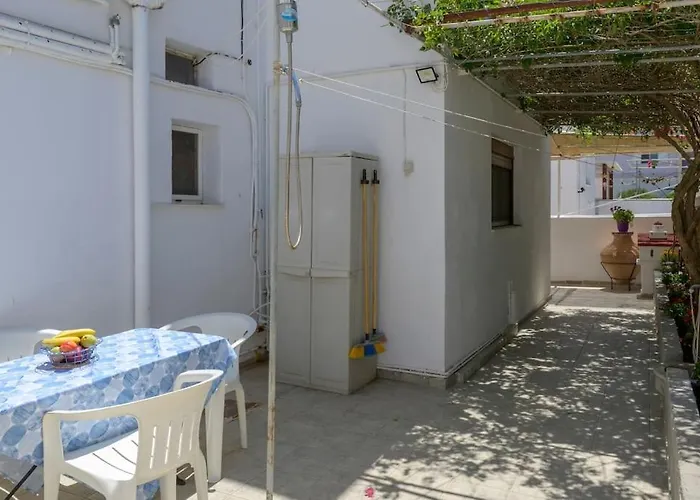 Smaragdi Leros *
